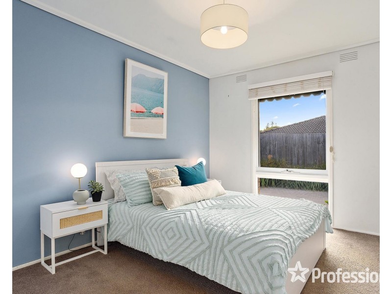 67 Diane Crescent, Croydon VIC 3136