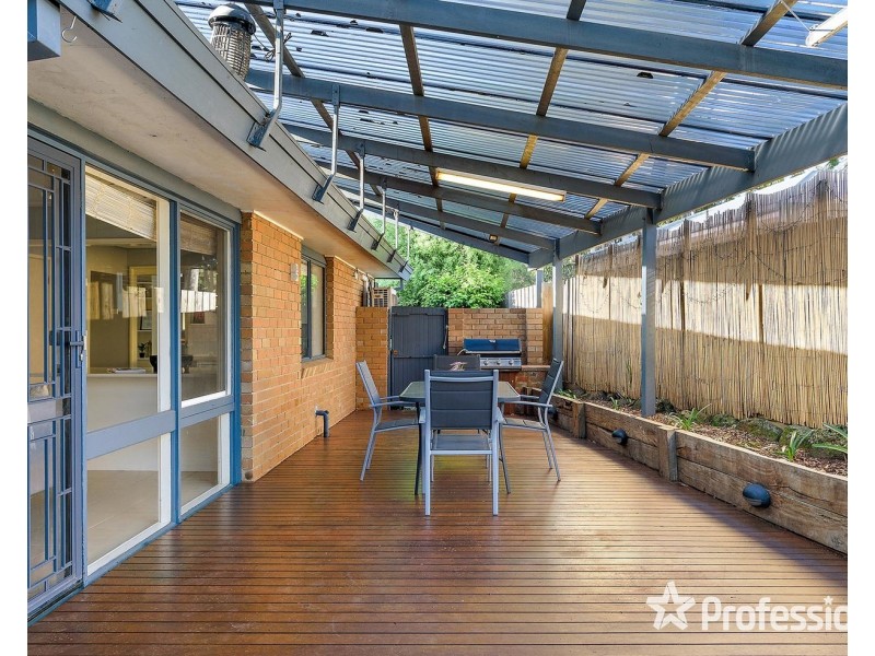 67 Diane Crescent, Croydon VIC 3136