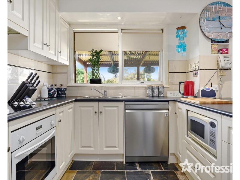 42 Elizabeth Street, Bayswater VIC 3153