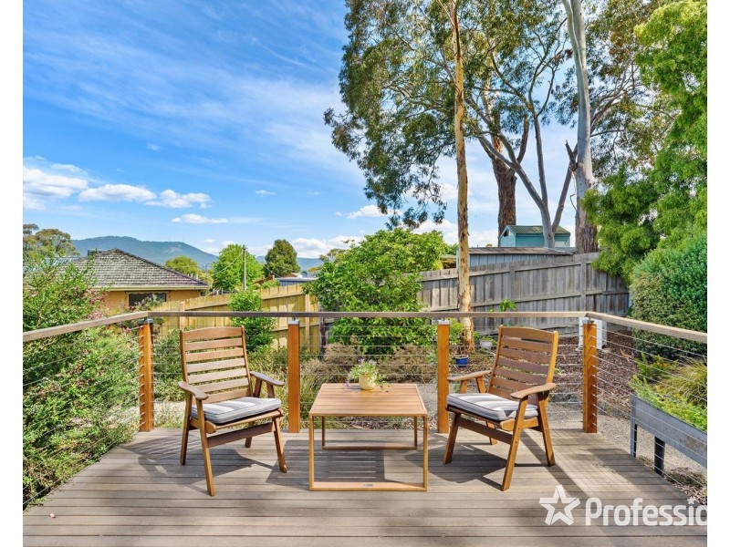 19 Dobell Place, Mooroolbark VIC 3138