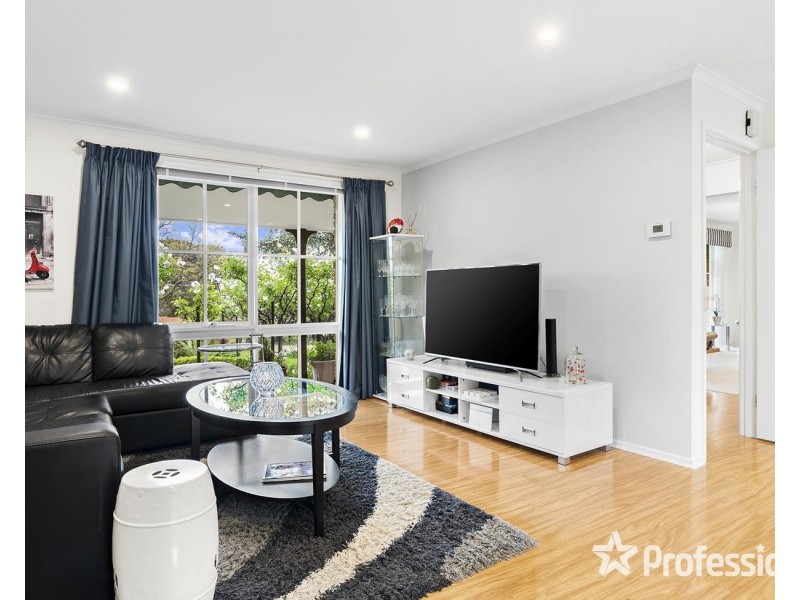 22 Narr Maen Drive, Croydon Hills VIC 3136