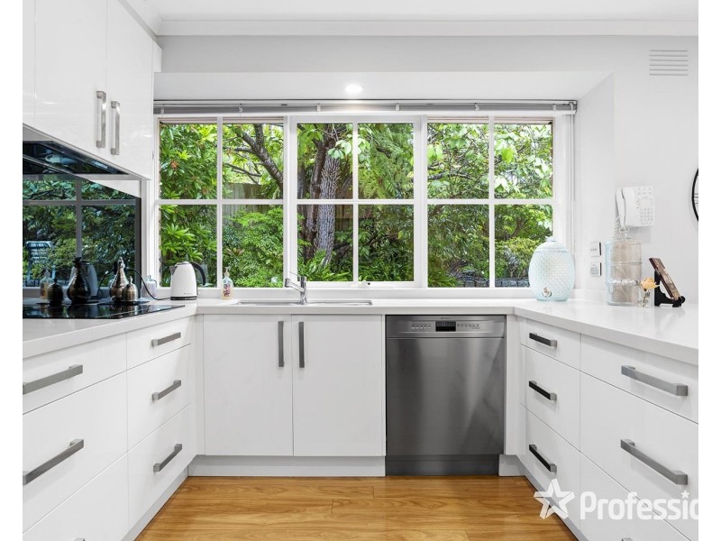 22 Narr Maen Drive, Croydon Hills VIC 3136