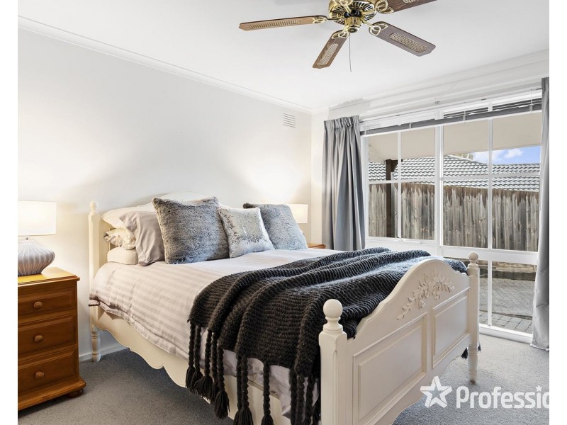 22 Narr Maen Drive, Croydon Hills VIC 3136