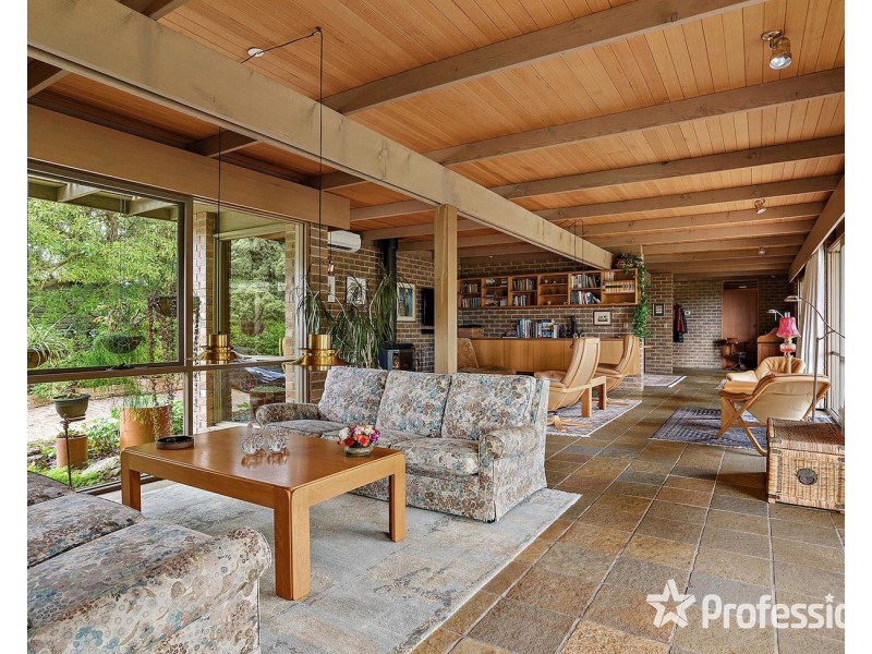 28 Thomas Crescent, Lilydale VIC 3140