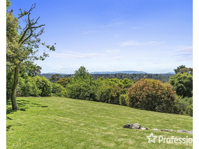 28 Thomas Crescent, Lilydale VIC 3140