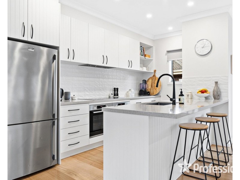 1 Cecilia Place, Wandin North VIC 3139