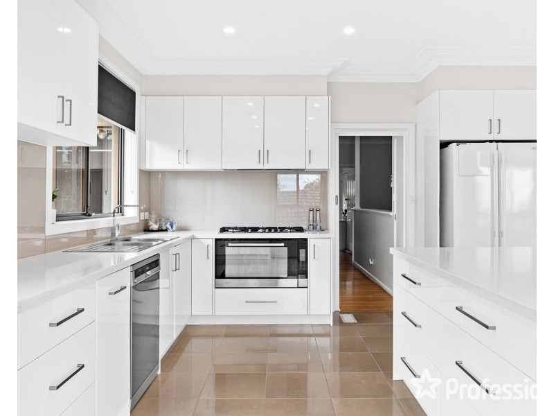 11 Williams Road, Mooroolbark VIC 3138