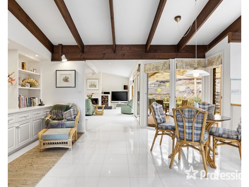 23-25 Smithacres Road, Montrose VIC 3765