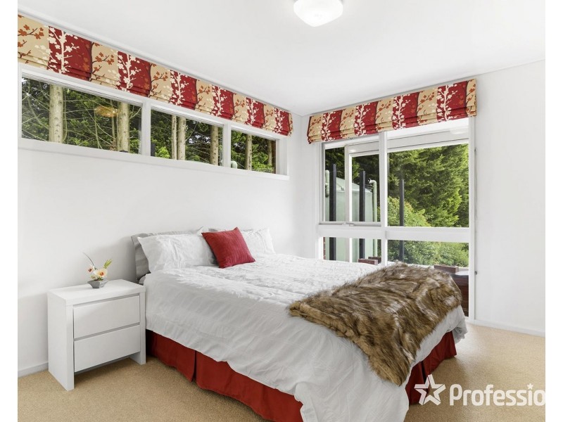 23-25 Smithacres Road, Montrose VIC 3765