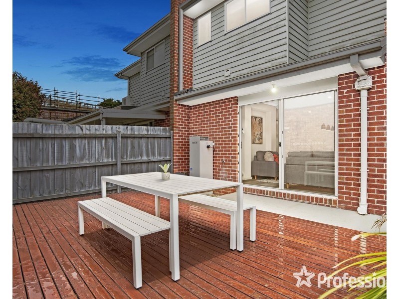 2/84 Castella Street, Lilydale VIC 3140
