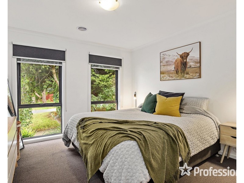 15 Drummond Road, Seville VIC 3139