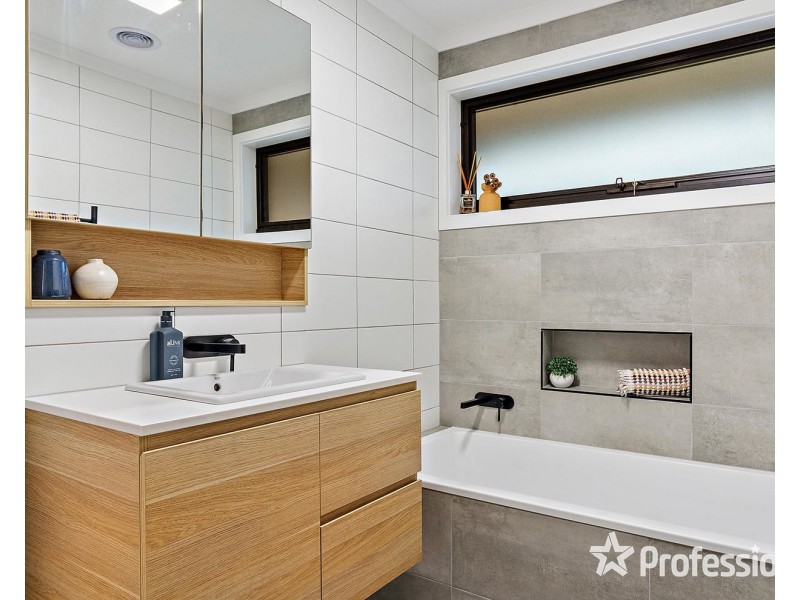 15 Drummond Road, Seville VIC 3139