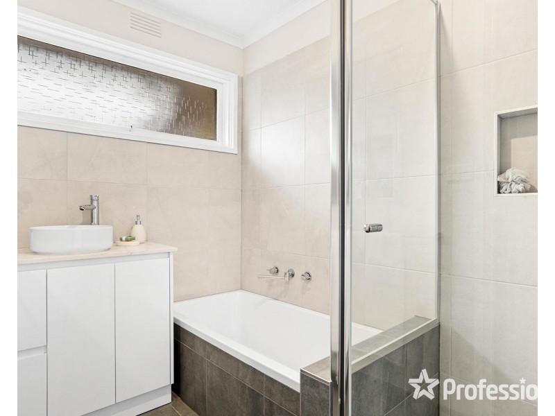 47 Sellick Drive, Croydon VIC 3136