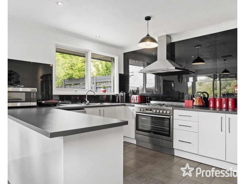 31 Orrong Road, Mooroolbark VIC 3138