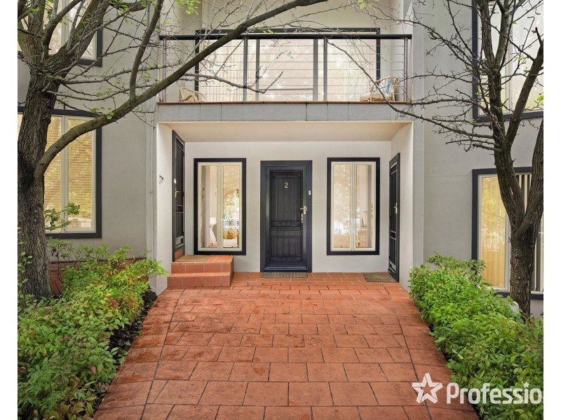 2/13-15 Paul Street, Croydon VIC 3136