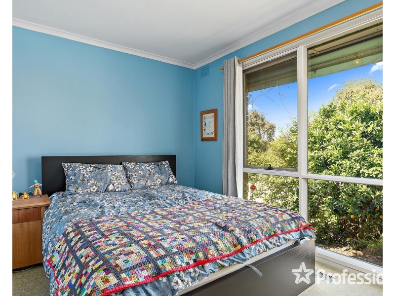 5 Arkarra Court, Mooroolbark VIC 3138