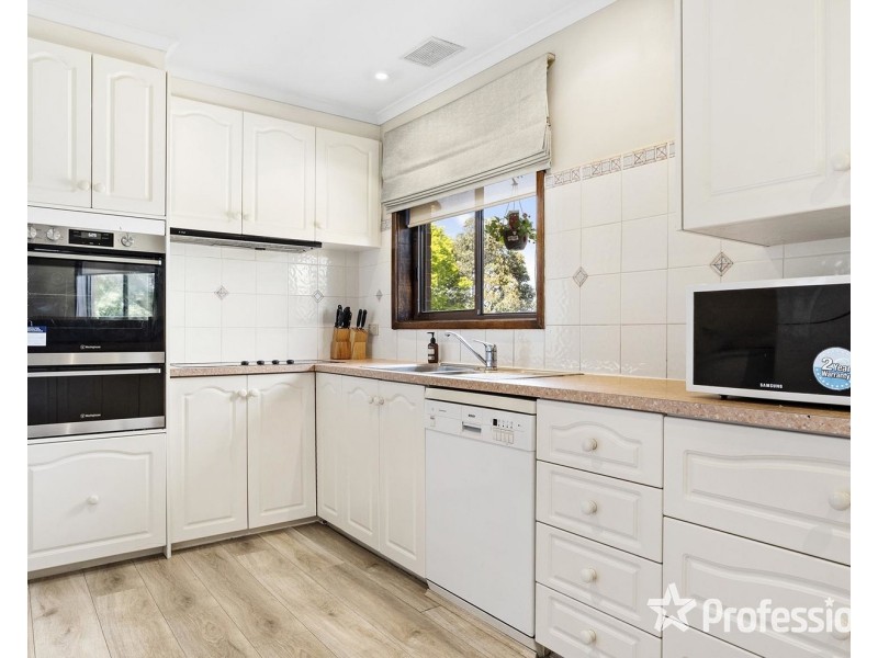 20 Ross Pincott Drive, Mooroolbark VIC 3138