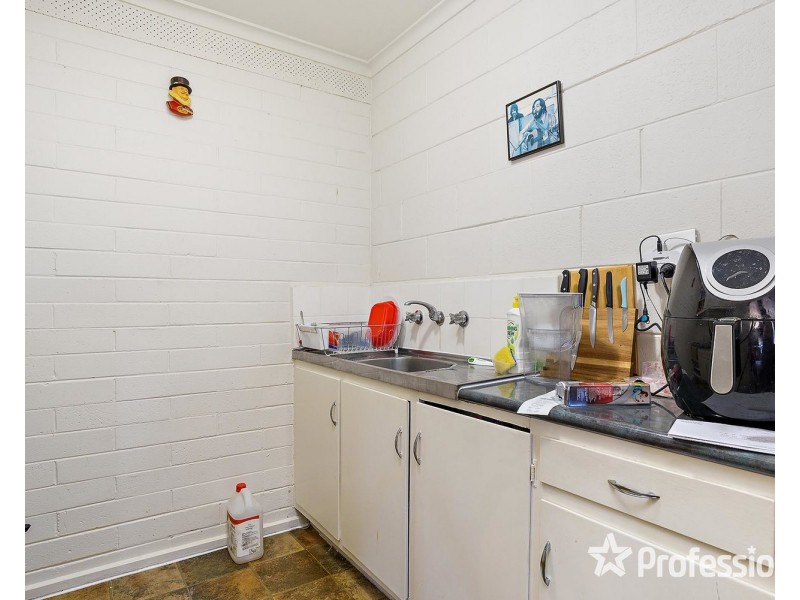 8-10 Mount View Parade, Mooroolbark VIC 3138