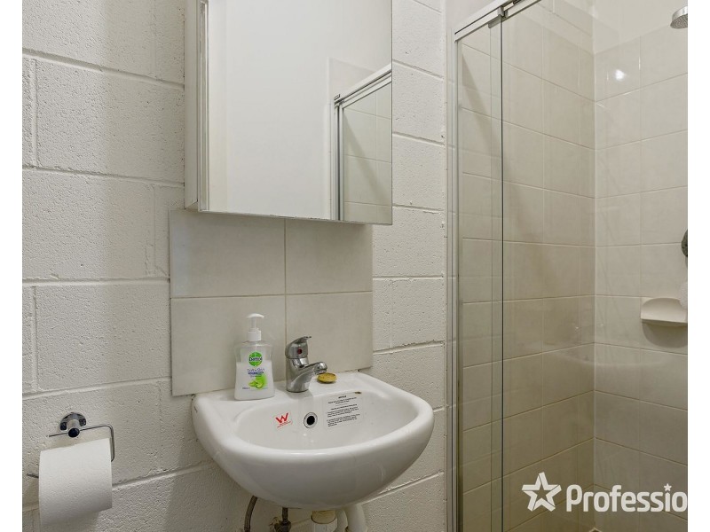 8-10 Mount View Parade, Mooroolbark VIC 3138