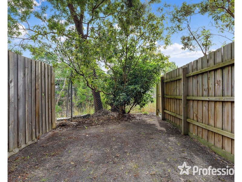 8-10 Mount View Parade, Mooroolbark VIC 3138