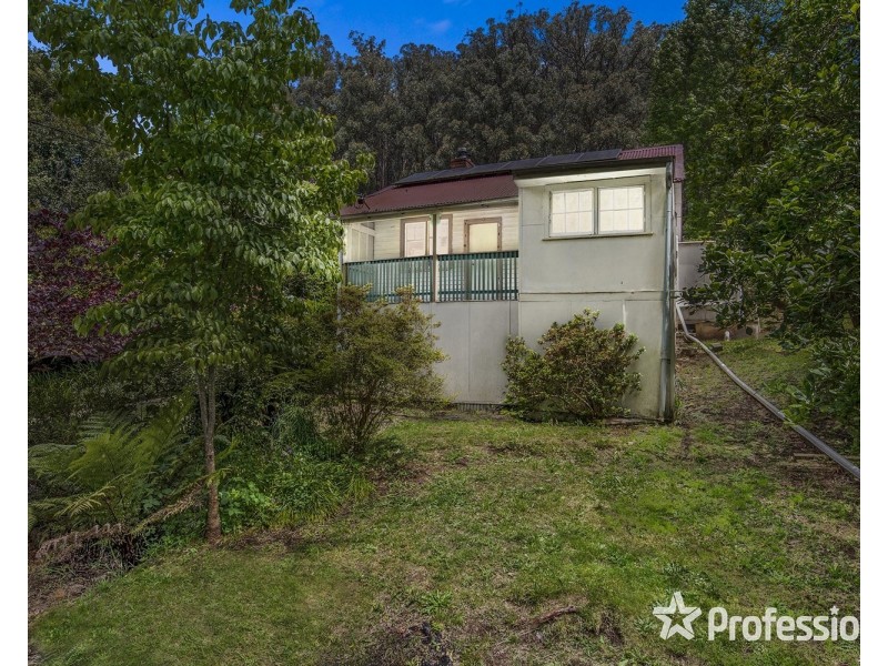 4 Lloyds Road, Powelltown VIC 3797