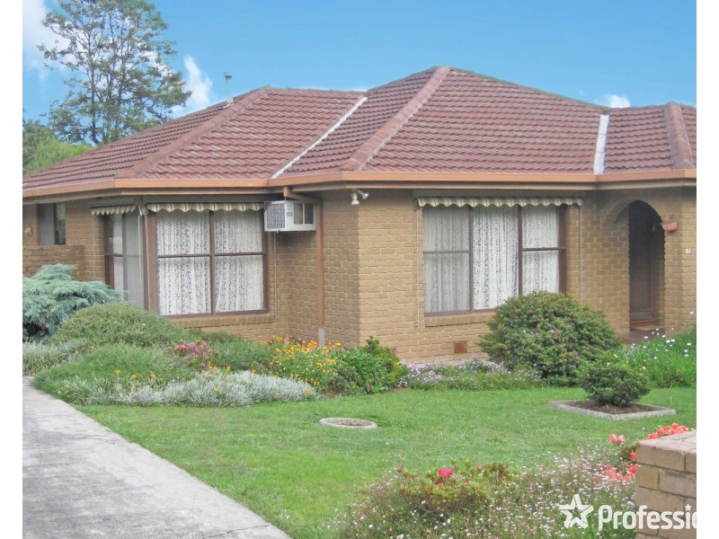 21 Levendale Avenue, Mooroolbark VIC 3138