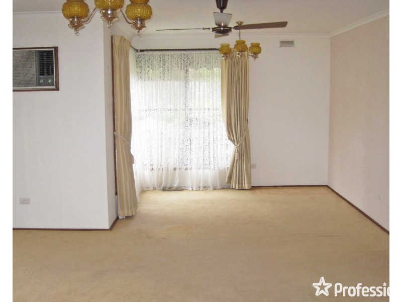 21 Levendale Avenue, Mooroolbark VIC 3138