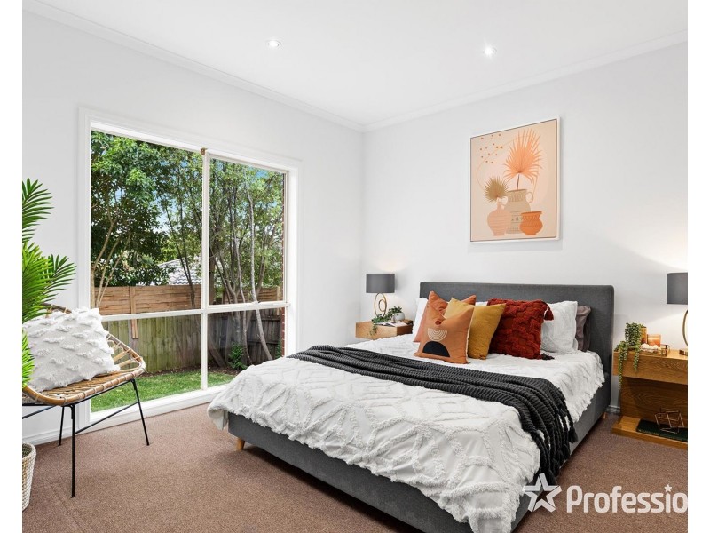 15a Sheldon Avenue, Mooroolbark VIC 3138