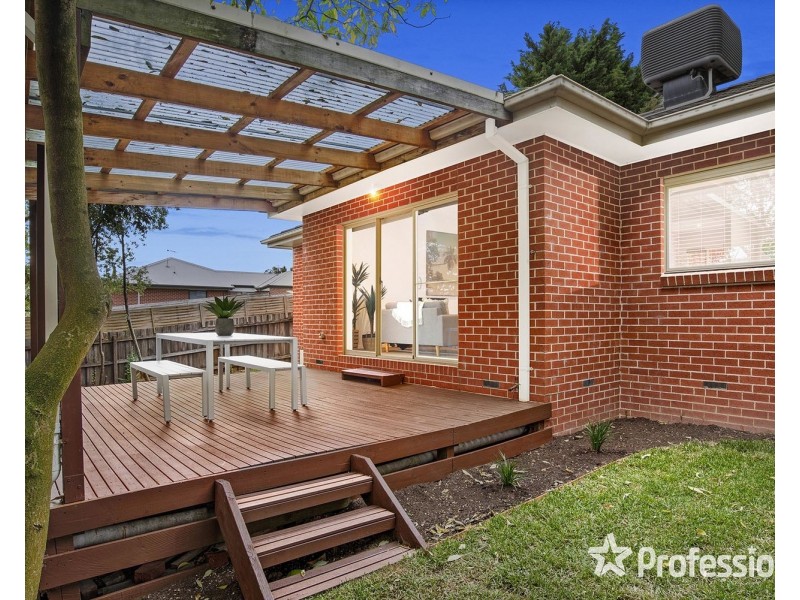 15a Sheldon Avenue, Mooroolbark VIC 3138