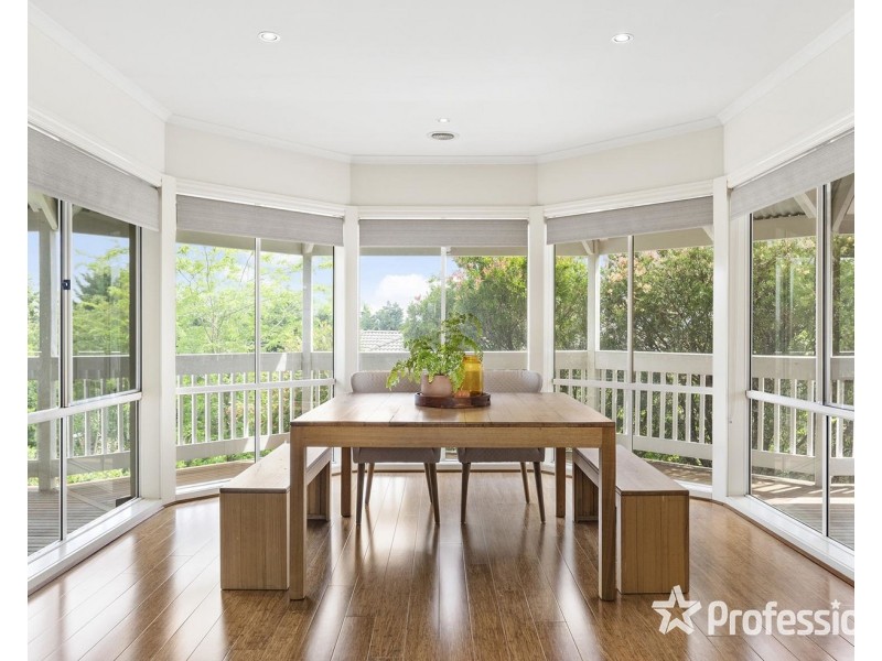 3 Valley Park Drive, Mooroolbark VIC 3138