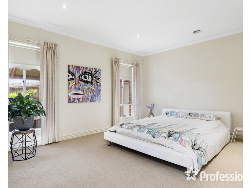 3 Valley Park Drive, Mooroolbark VIC 3138