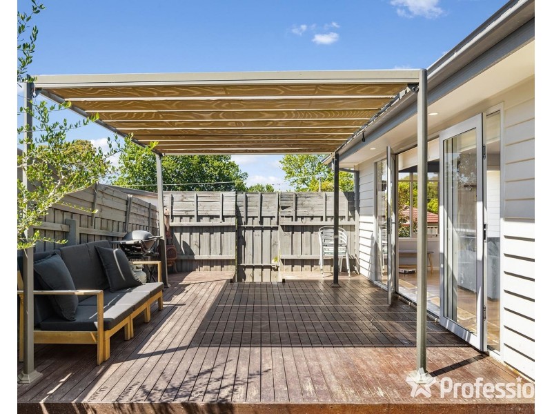 14a Andrew Street, Mooroolbark VIC 3138