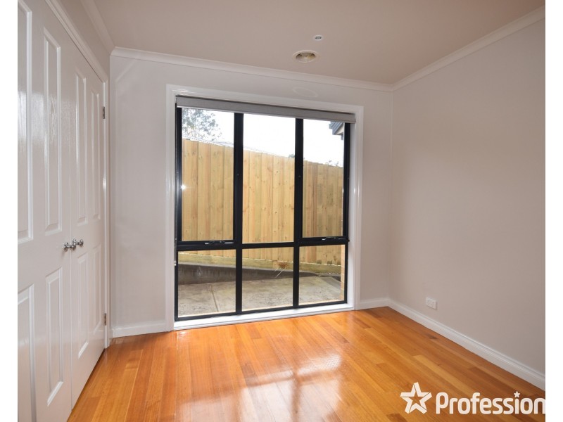 3/5 Humber Road, Croydon VIC 3136