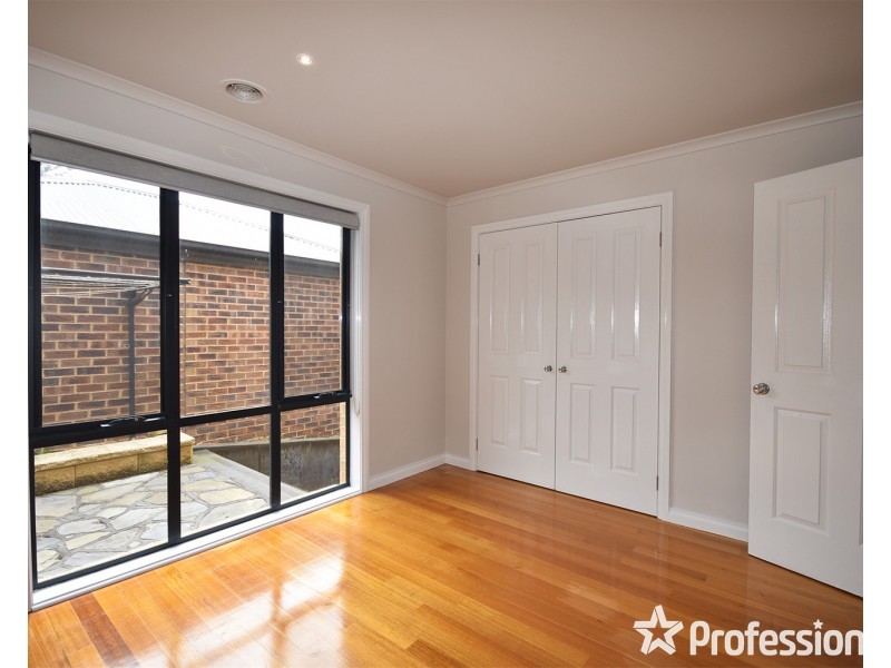 3/5 Humber Road, Croydon VIC 3136