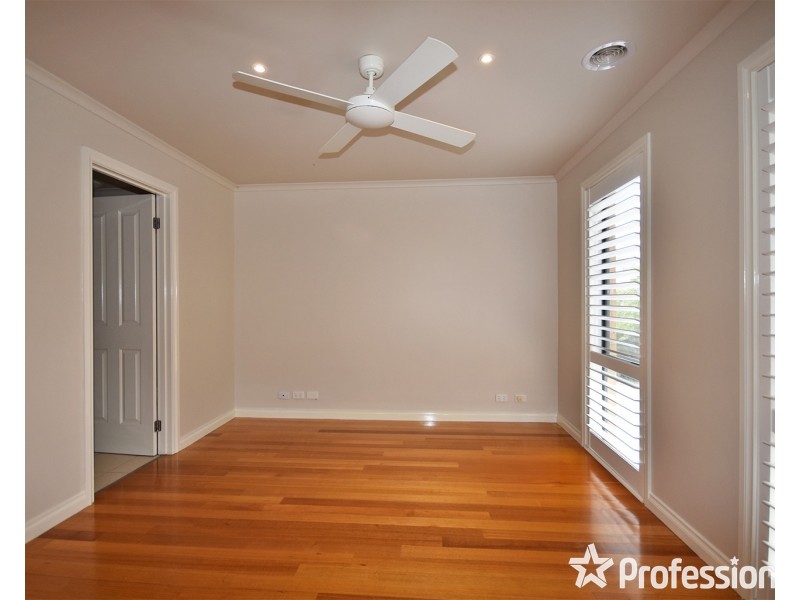 3/5 Humber Road, Croydon VIC 3136