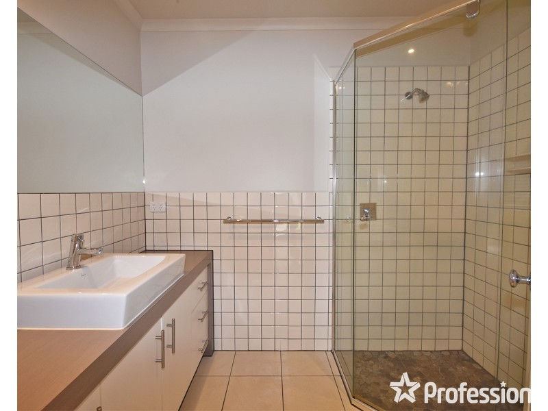 3/5 Humber Road, Croydon VIC 3136