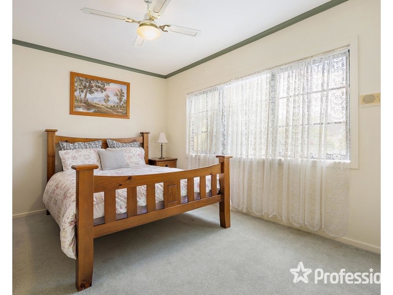 39 Byron Road, Kilsyth VIC 3137