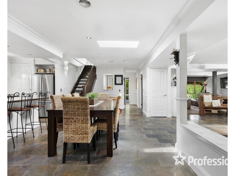 13 Magnolia Grove, Montrose VIC 3765