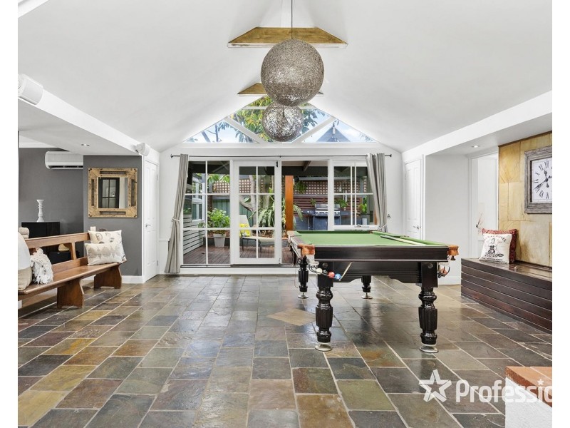 13 Magnolia Grove, Montrose VIC 3765