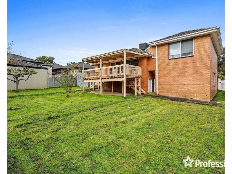 61 Manchester Road, Mooroolbark VIC 3138