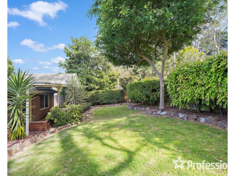 22 Bristol Crescent, Lilydale VIC 3140