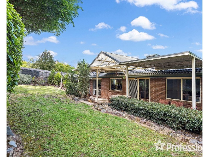 22 Bristol Crescent, Lilydale VIC 3140