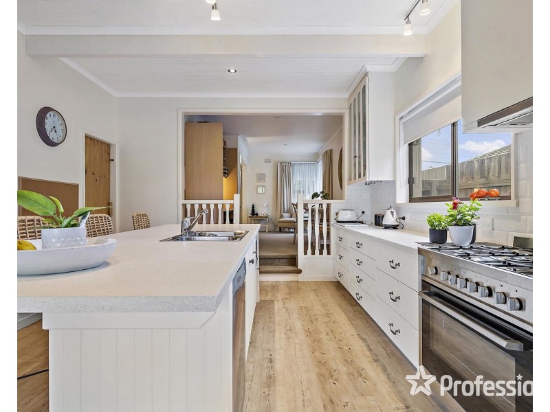 109 Taylor Road, Mooroolbark VIC 3138
