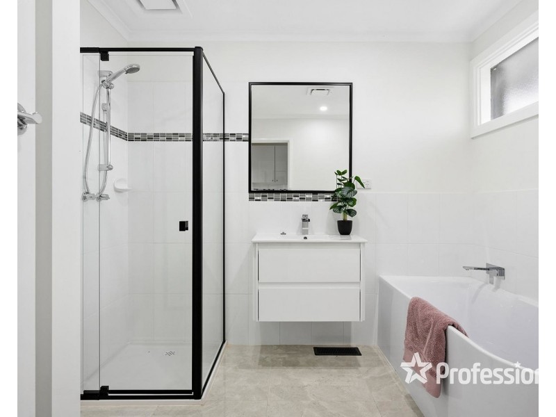 19 Krowera Street, Mooroolbark VIC 3138