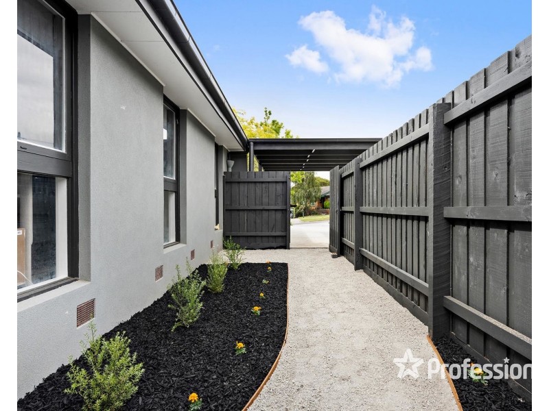 19 Krowera Street, Mooroolbark VIC 3138
