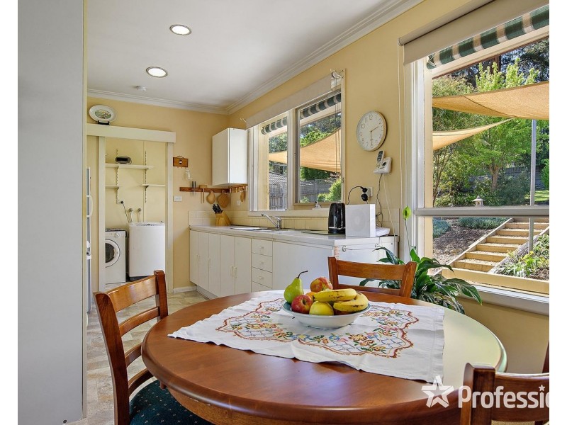 20 Bristol Crescent, Lilydale VIC 3140