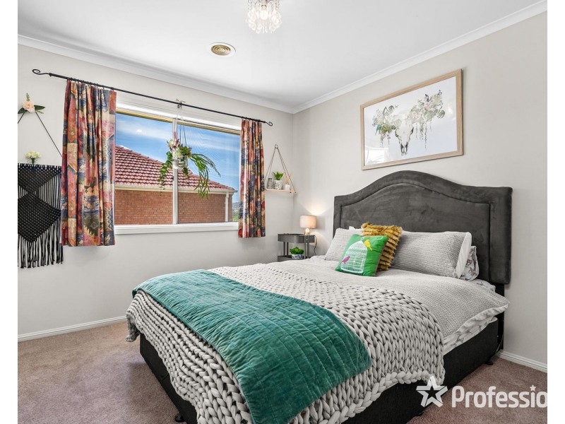 8 Revenue Place, Lilydale VIC 3140