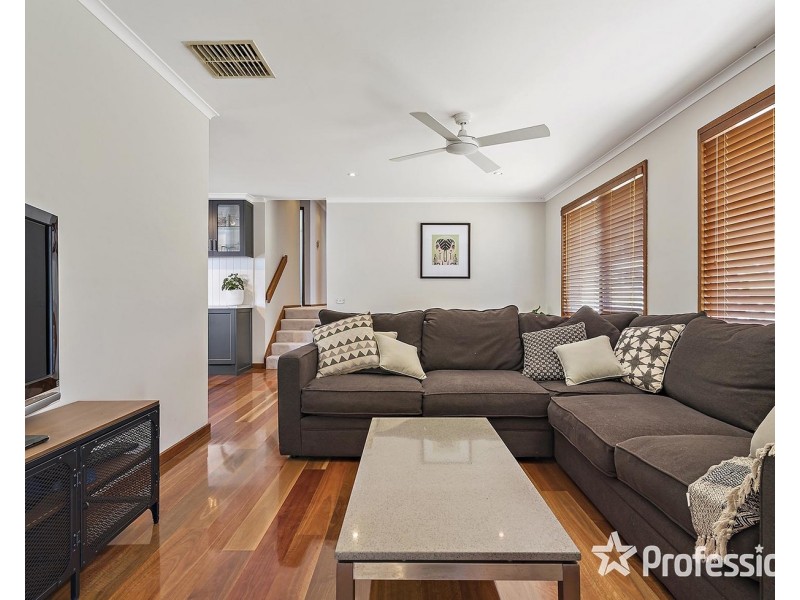 26 Alpine Way, Kilsyth VIC 3137