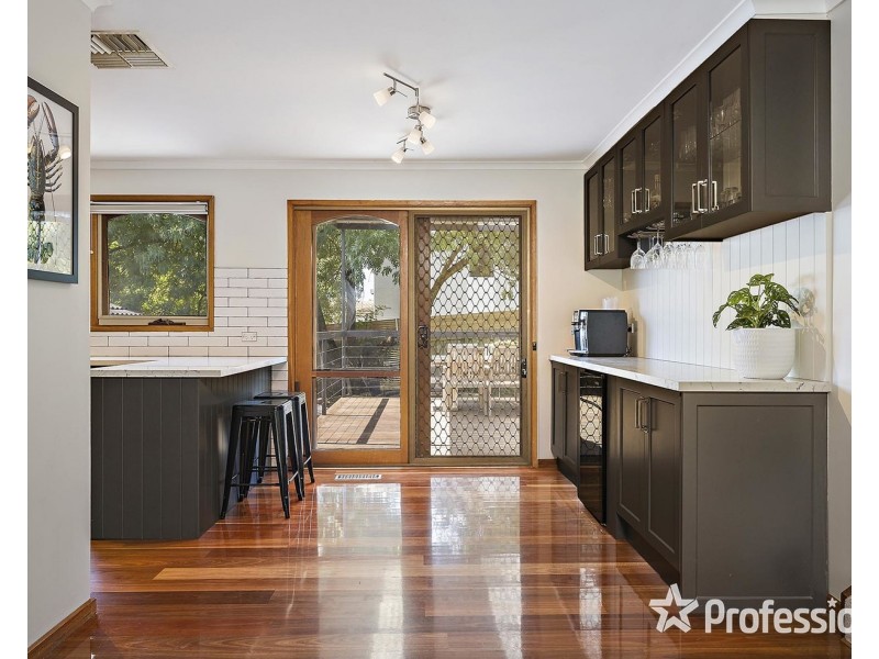 26 Alpine Way, Kilsyth VIC 3137