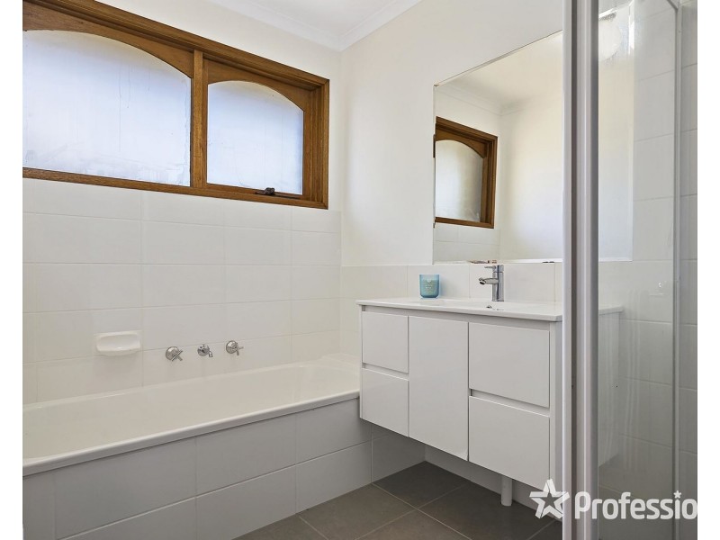 26 Alpine Way, Kilsyth VIC 3137